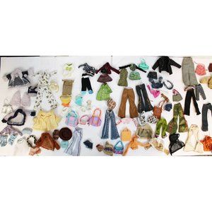 88 Pc Bratz Clothes Lot Wintertime Cloe Dana Beach Party Yasmin Boyz Fashion